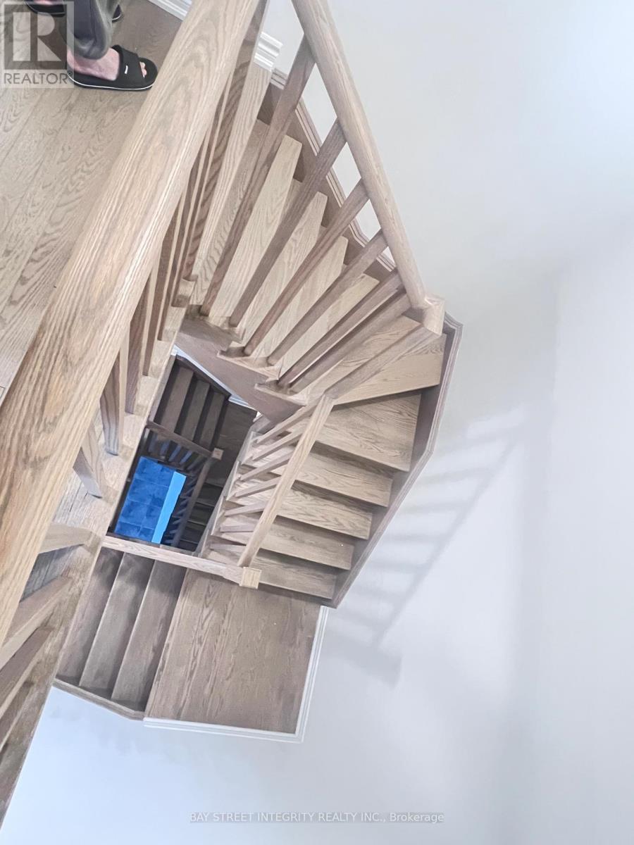 90 Imperial College Lane, Markham (Wismer), Ontario  L6E 2C2 - Photo 8 - N13046598