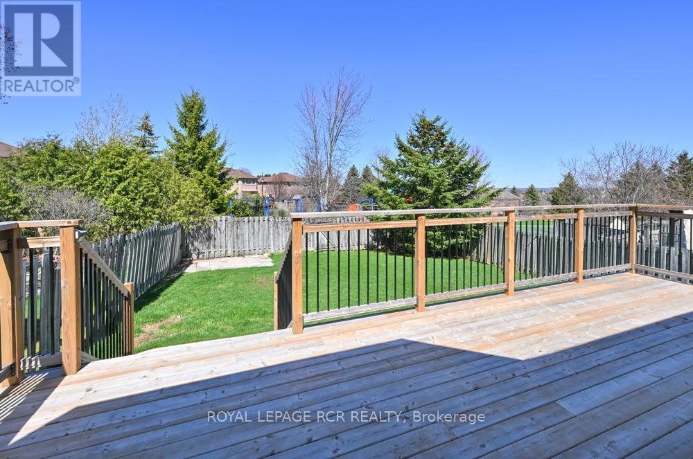 29 Depeuter Crescent, Bradford West Gwillimbury, Ontario  L3Z 3A3 - Photo 34 - N12828416