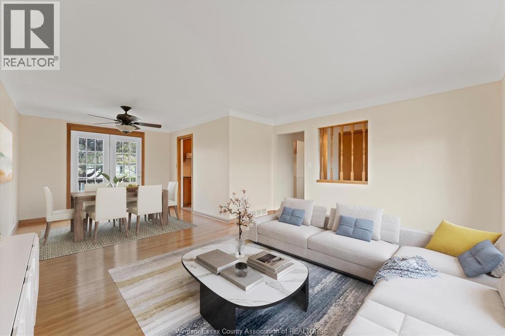 4045 Dougall, Windsor, Ontario  N9G 1X4 - Photo 11 - 26009221