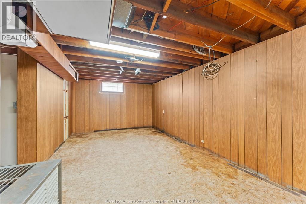 4045 Dougall, Windsor, Ontario  N9G 1X4 - Photo 24 - 26009221