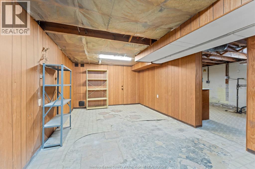 4045 Dougall, Windsor, Ontario  N9G 1X4 - Photo 26 - 26009221