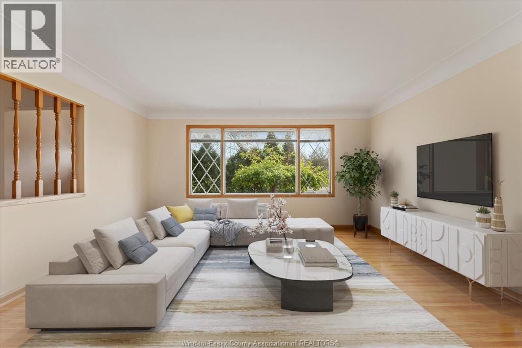 4045 Dougall, Windsor, Ontario  N9G 1X4 - Photo 8 - 26009221