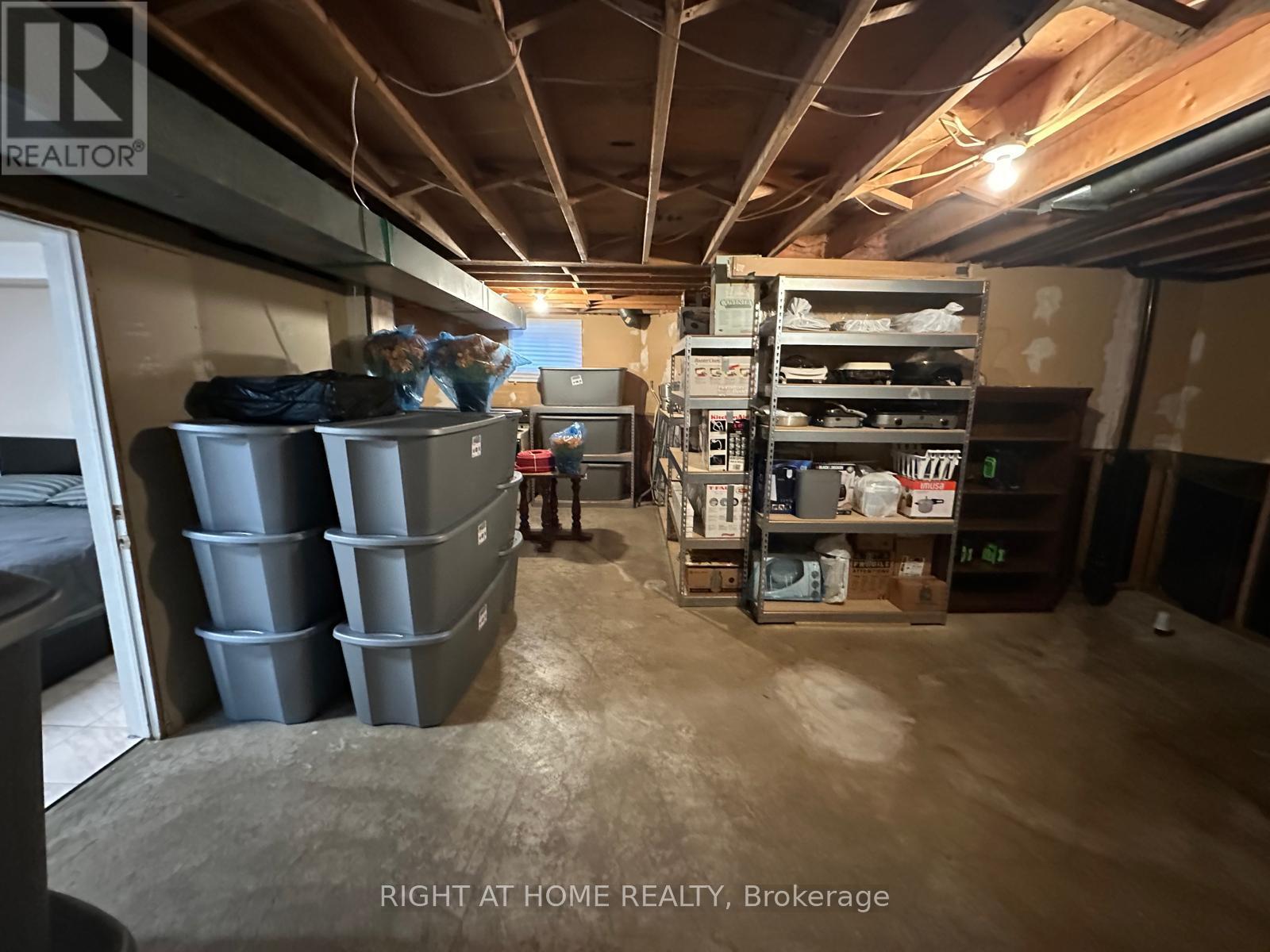 874 Wetherby Lane N, Mississauga, Ontario  L4W 4S9 - Photo 28 - W13040778