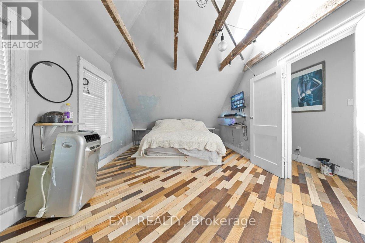 297 Cyr Avenue, Ottawa, Ontario  K1L 7N6 - Photo 18 - X12979062