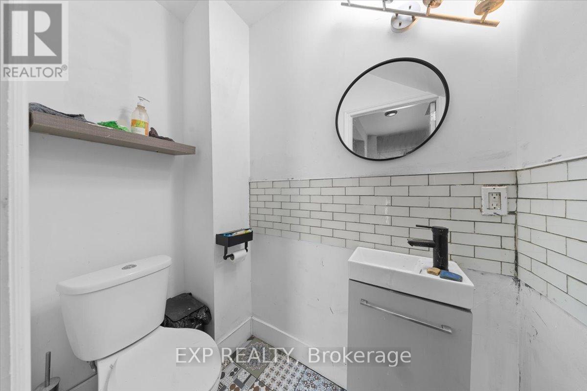 297 Cyr Avenue, Ottawa, Ontario  K1L 7N6 - Photo 23 - X12979062