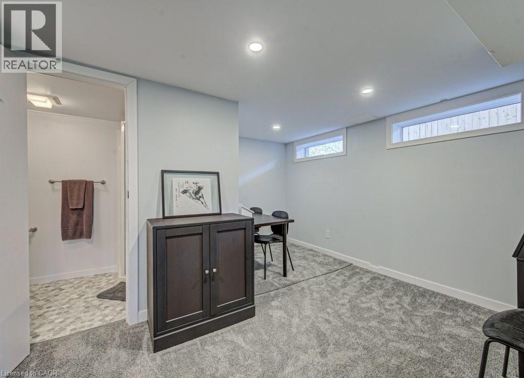 549 Dunbar Road, Kitchener, Ontario  N2M 2X1 - Photo 32 - 40824240