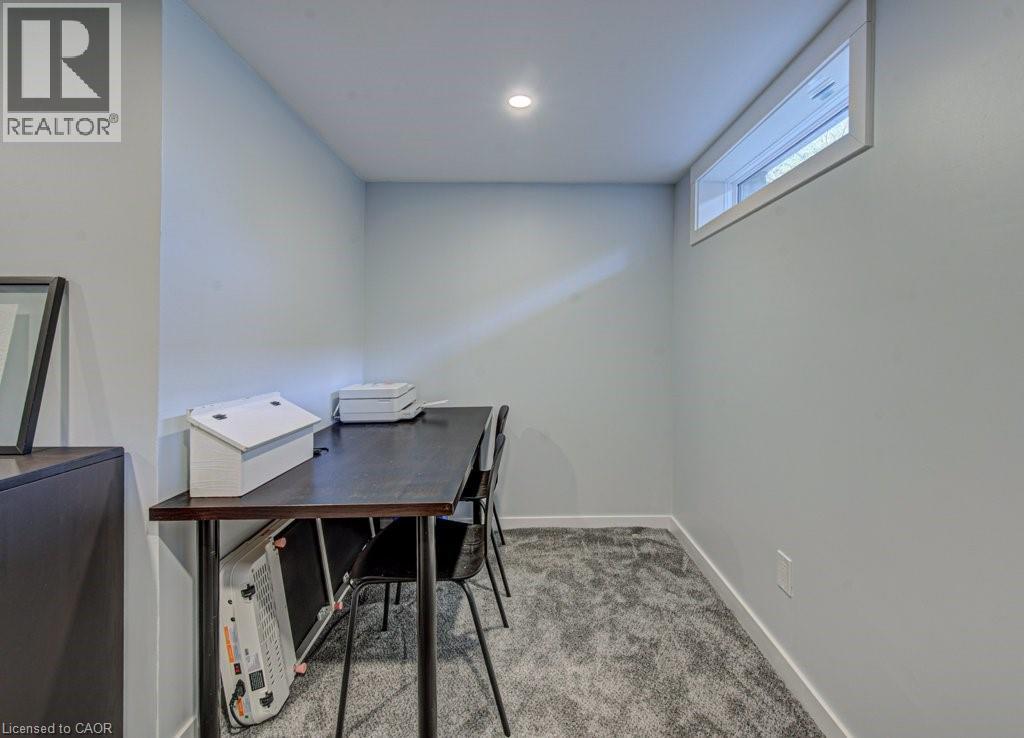 549 Dunbar Road, Kitchener, Ontario  N2M 2X1 - Photo 34 - 40824240