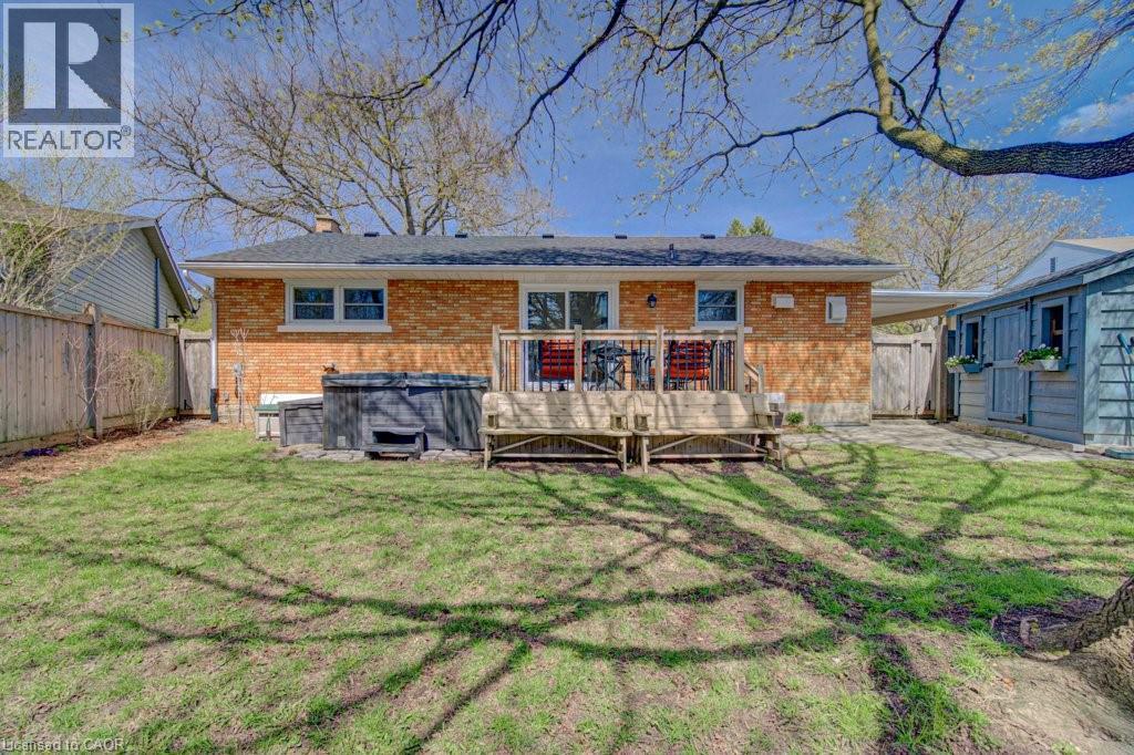 549 Dunbar Road, Kitchener, Ontario  N2M 2X1 - Photo 44 - 40824240