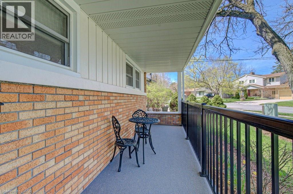 549 Dunbar Road, Kitchener, Ontario  N2M 2X1 - Photo 6 - 40824240