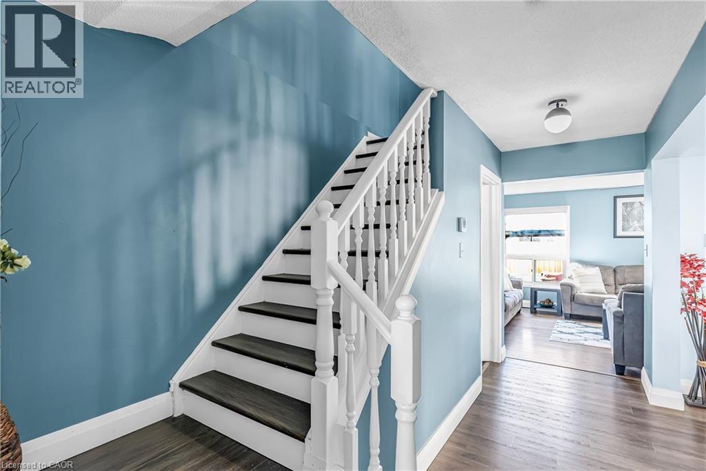 67 Orchid Crescent, Kitchener, Ontario  N2E 3N4 - Photo 3 - 40823170