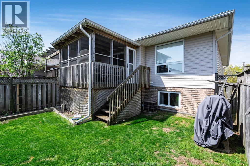 208 Bennie Avenue, Leamington, Ontario  N8H 5N9 - Photo 34 - 26009077
