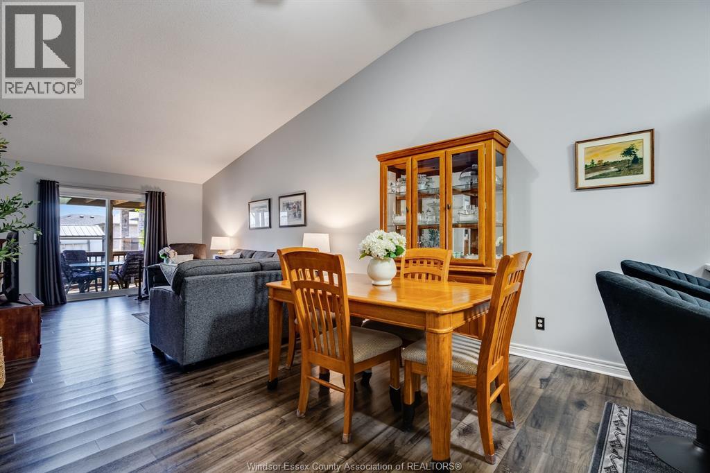 208 Bennie Avenue, Leamington, Ontario  N8H 5N9 - Photo 7 - 26009077