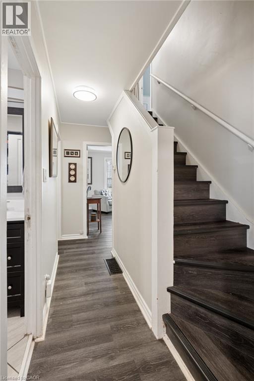 100 Memorial Crescent, Guelph, Ontario  N1H 6B9 - Photo 19 - 40822404