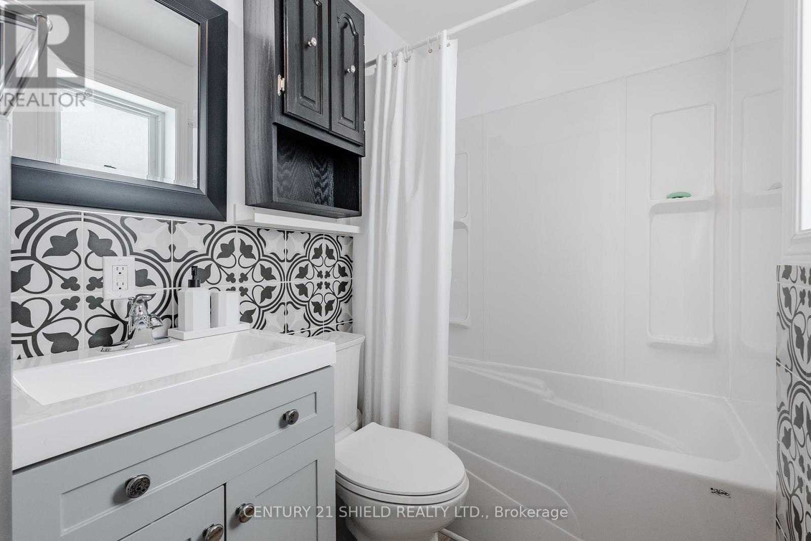 2030 Pitt Street, Cornwall, Ontario  K6J 5G1 - Photo 17 - X12895400