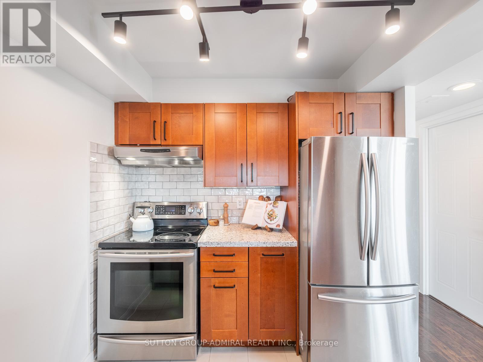 1603 - 3 Hickory Tree Road, Toronto, Ontario  M9N 3W5 - Photo 3 - W13046604