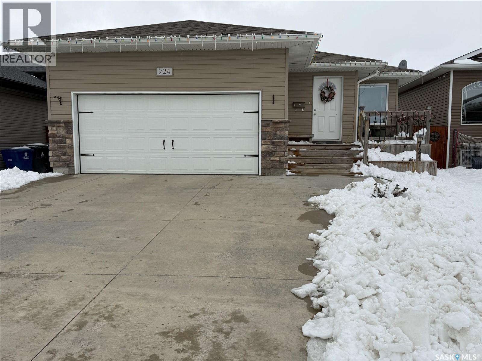 724 Quessy DRIVE, Martensville, Saskatchewan