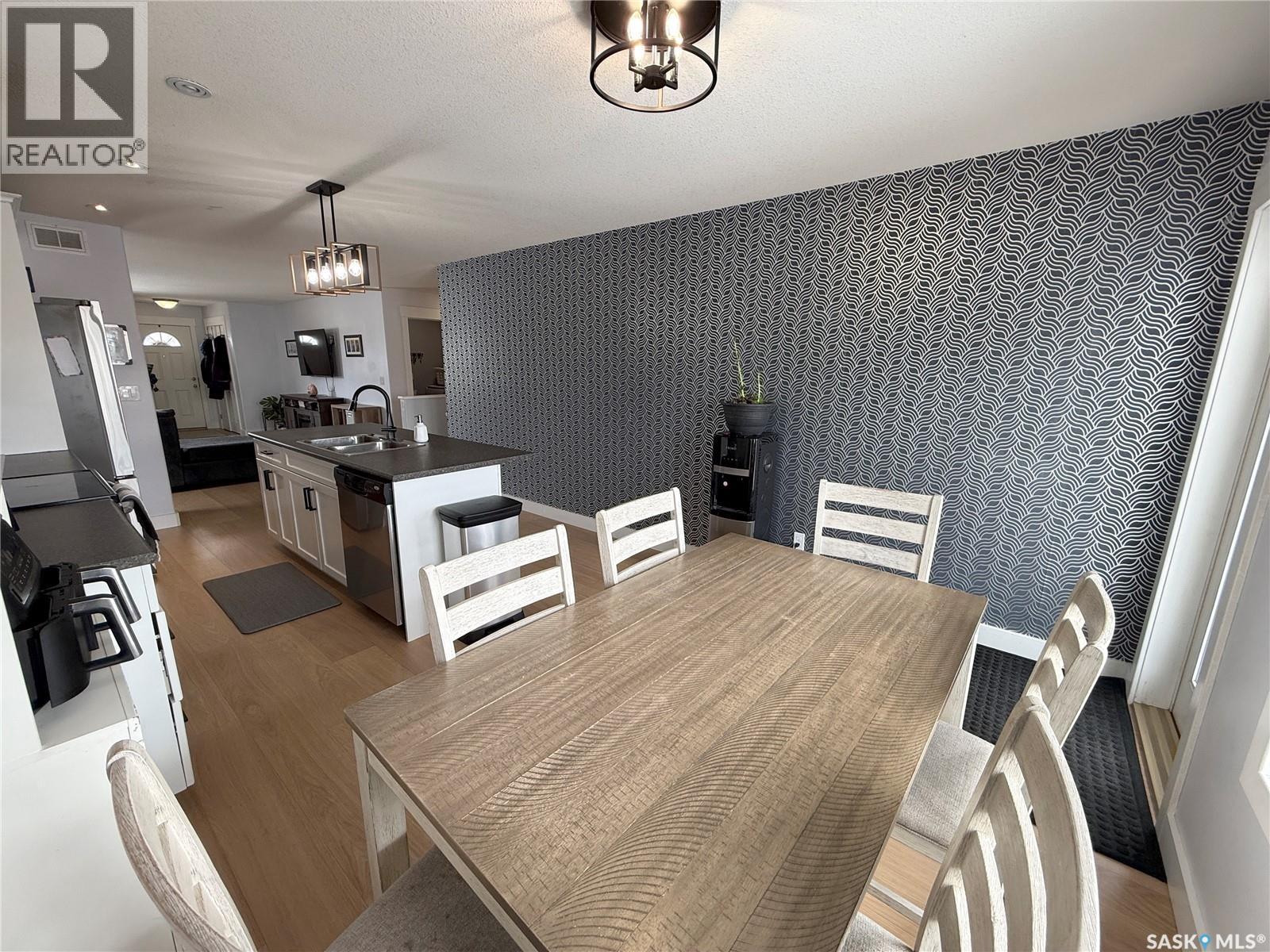 724 Quessy Drive, Martensville, Saskatchewan  S0K 0A2 - Photo 14 - SK033993