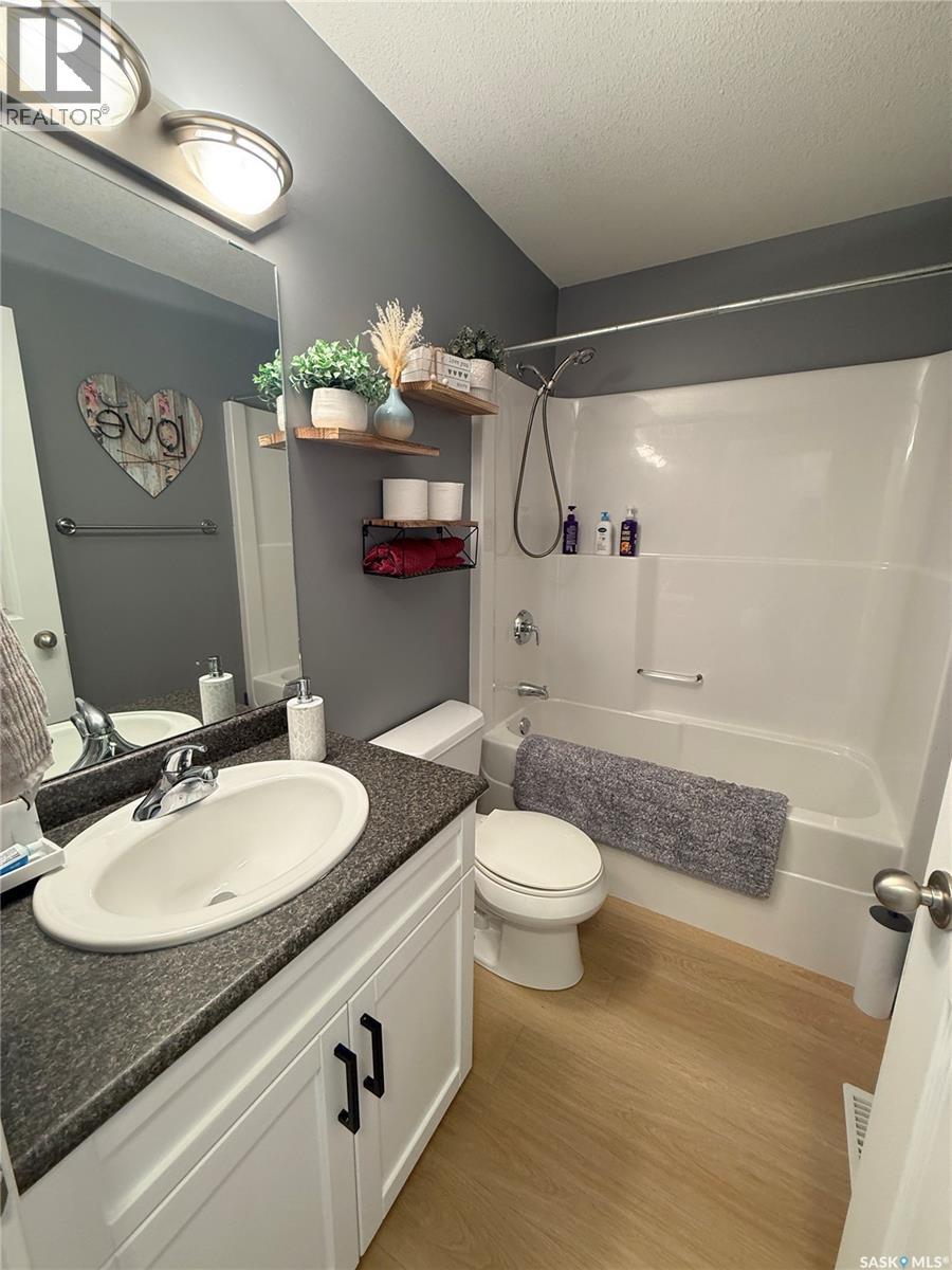 724 Quessy Drive, Martensville, Saskatchewan  S0K 0A2 - Photo 24 - SK033993