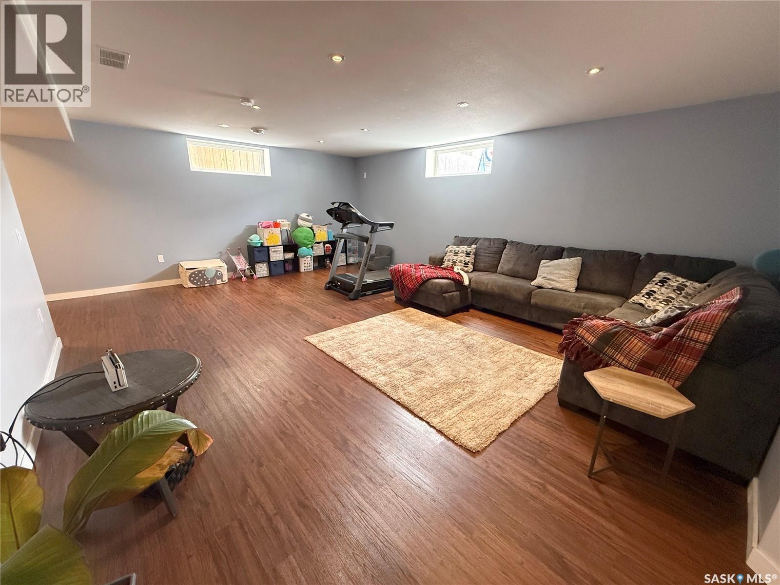 724 Quessy Drive, Martensville, Saskatchewan  S0K 0A2 - Photo 28 - SK033993