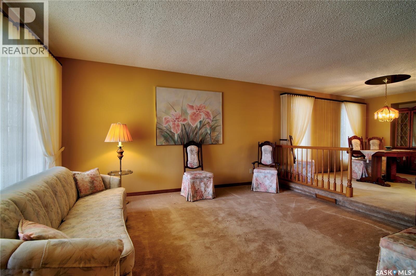 3623 Hanna Bay, Regina, Saskatchewan  S4S 7C8 - Photo 5 - SK033886