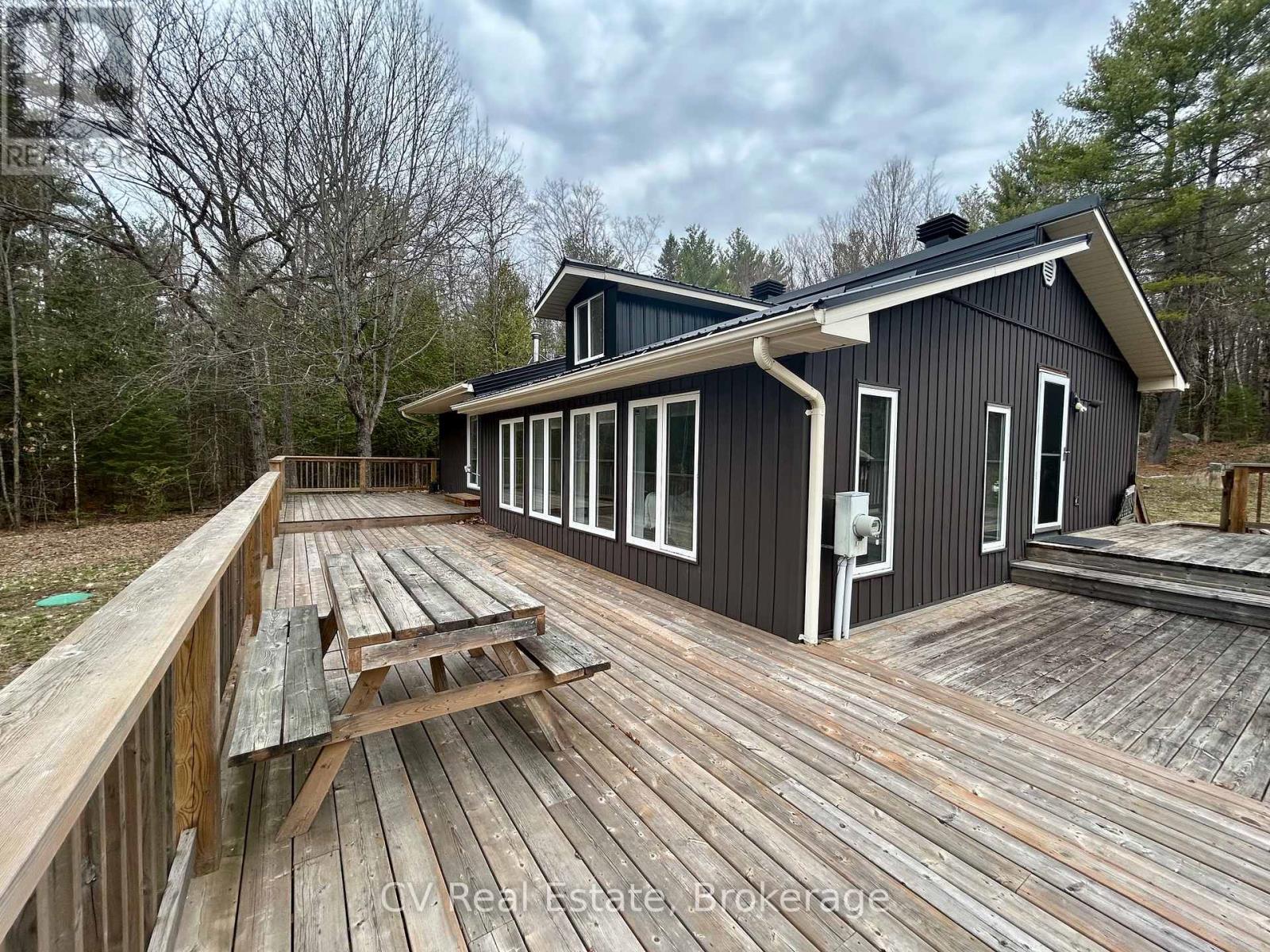 1183 Echo Lake Road, Lake Of Bays, Ontario  P0B 1A0 - Photo 2 - X12986702