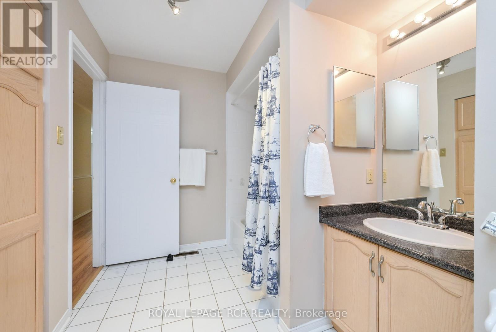 115 - 247 King Street N, New Tecumseth, Ontario  L9R 1N4 - Photo 19 - N12823274