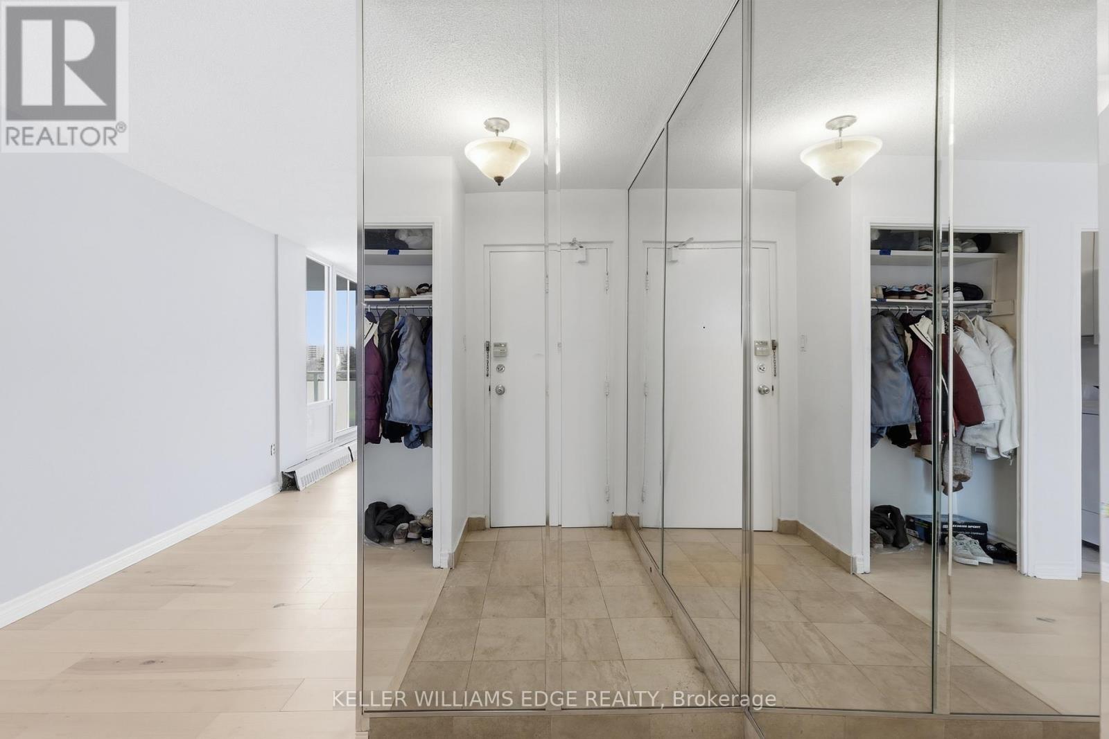 703 - 2345 Confederation Parkway, Mississauga, Ontario  L5B 2H3 - Photo 6 - W12870996