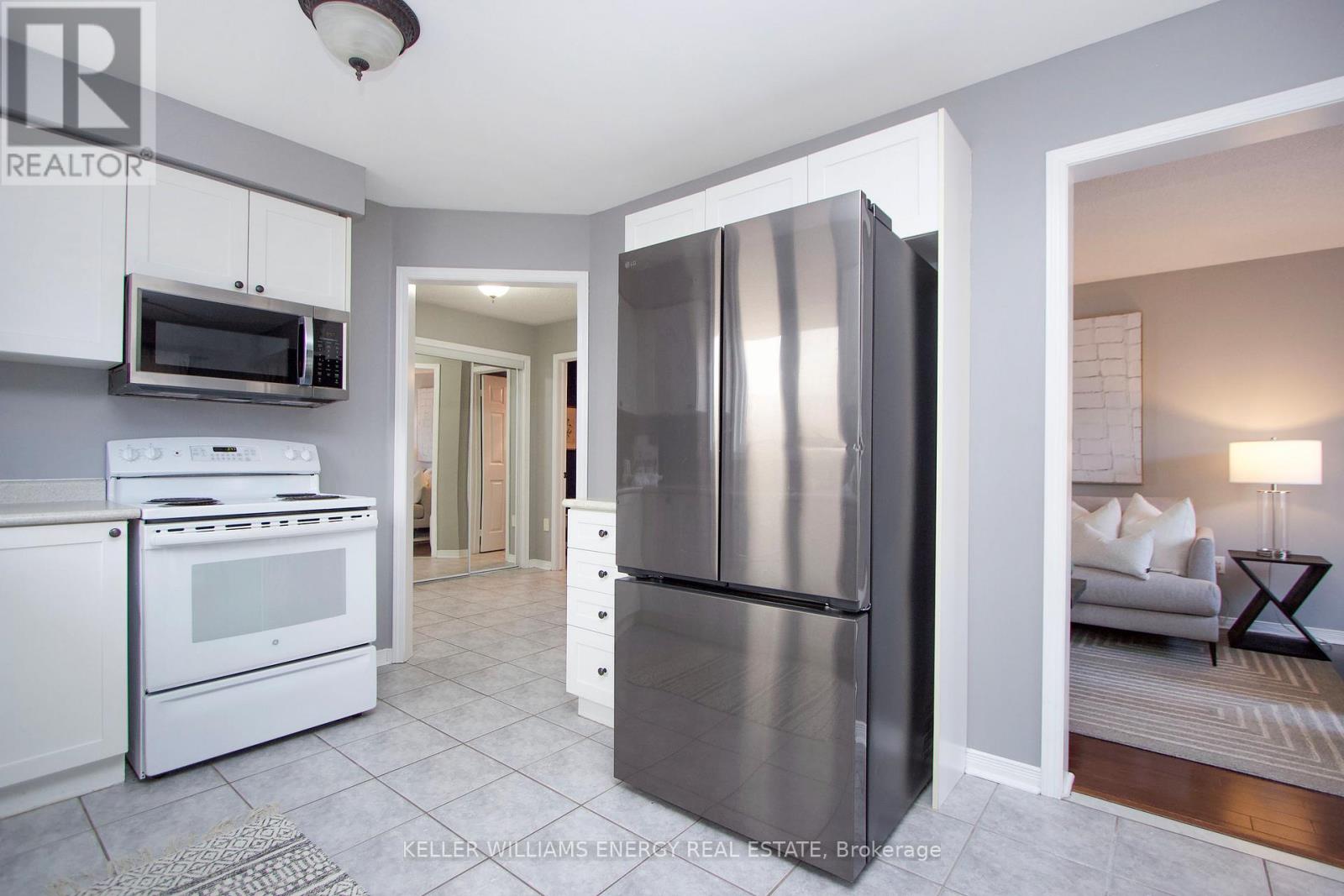 38 Hutton Place, Clarington, Ontario  L1C 5K1 - Photo 12 - E13046748