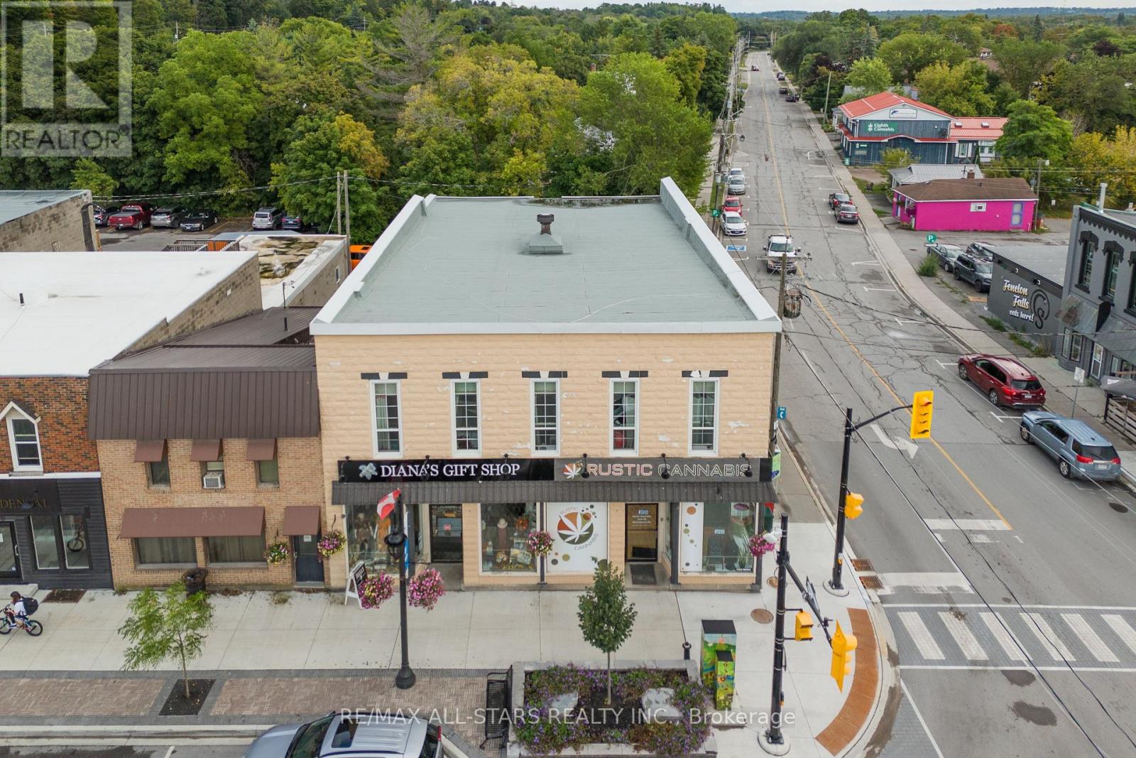 42-44 COLBORNE STREET, Kawartha Lakes (Fenelon Falls)