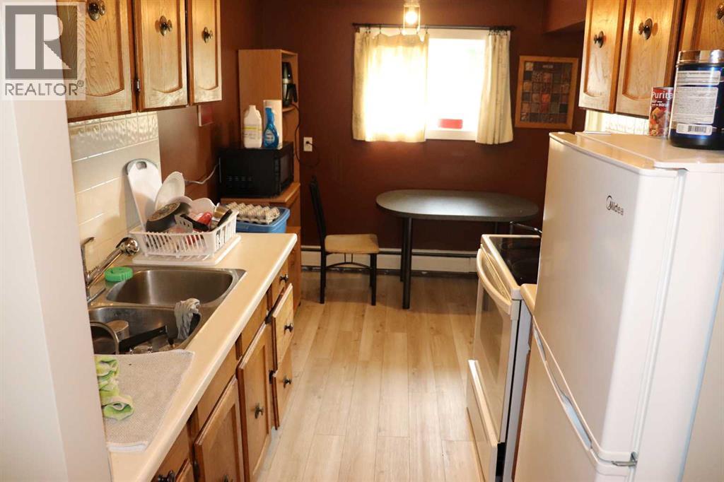 4, 506 41 Street, Edson, Alberta  T7E 1A2 - Photo 5 - A2161079