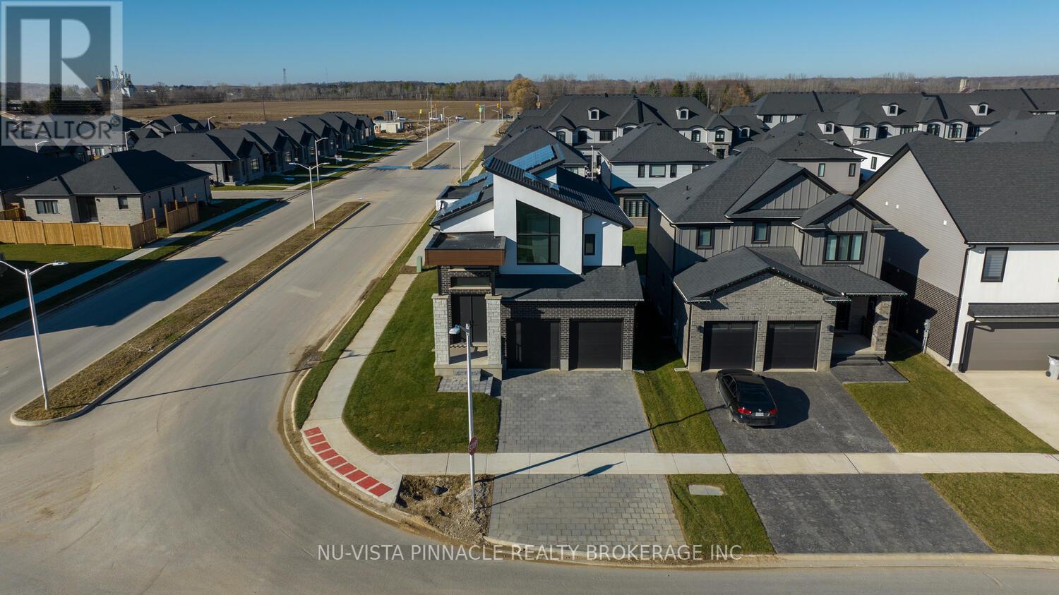 260 CRESTVIEW DRIVE, Middlesex Centre, Ontario