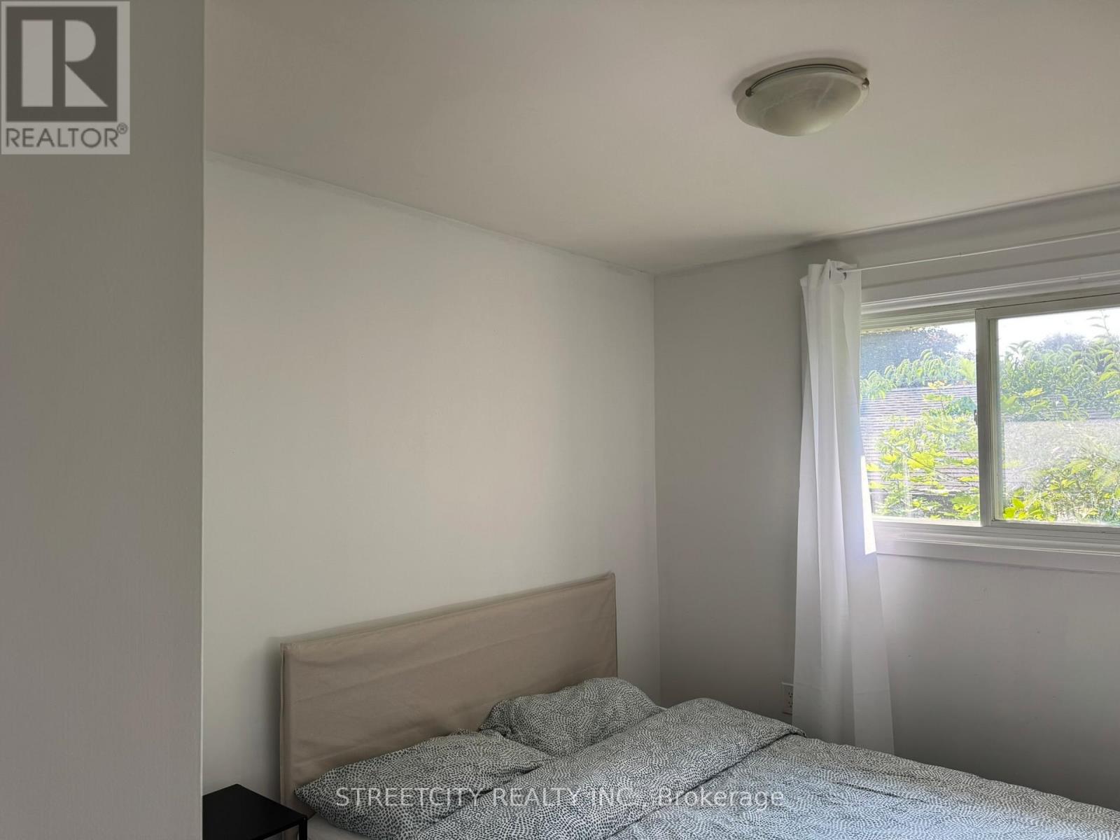 102 Paperbirch Crescent, London North, Ontario  N6G 1L7 - Photo 15 - X13046766