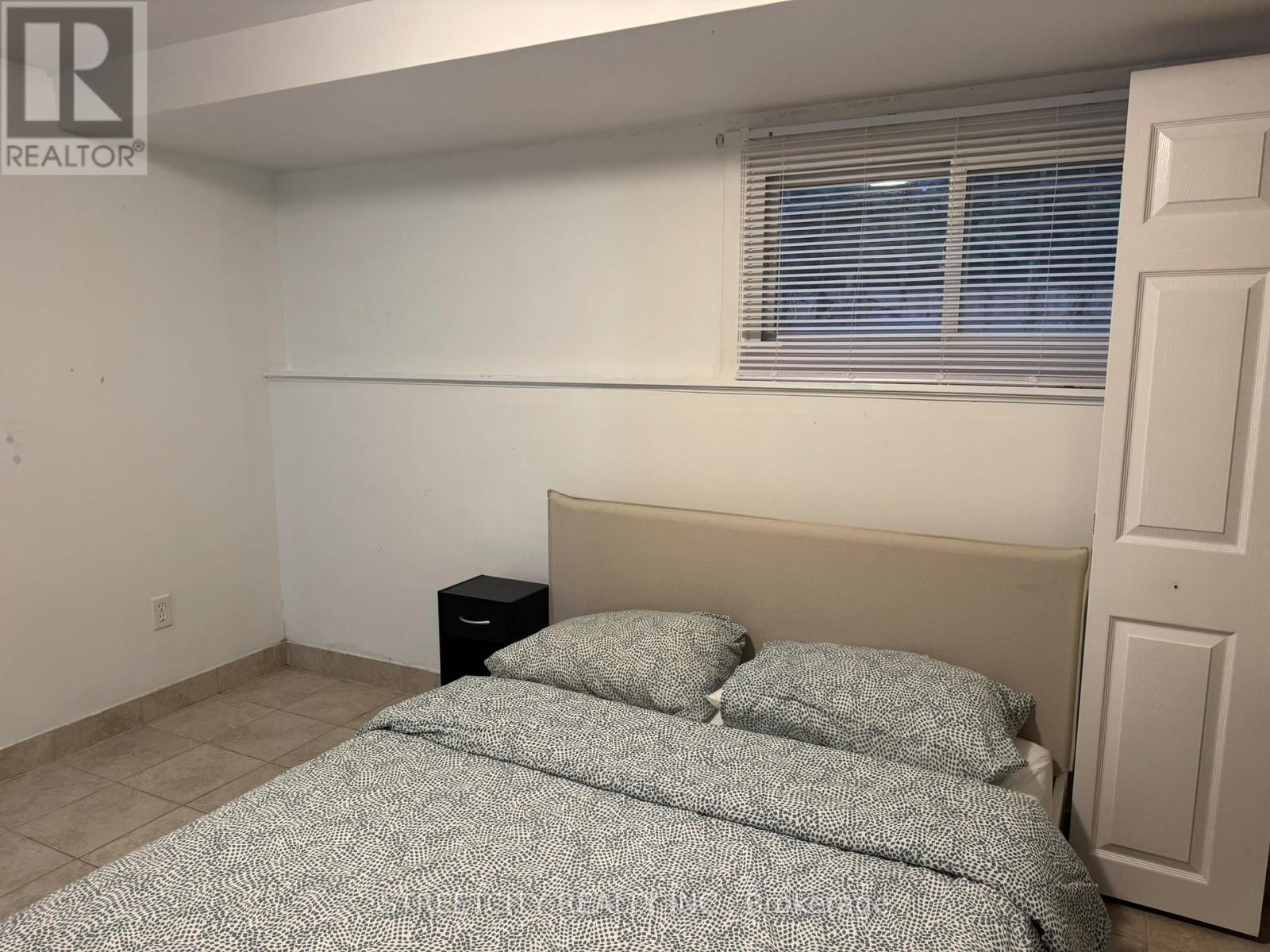 102 Paperbirch Crescent, London North, Ontario  N6G 1L7 - Photo 24 - X13046766