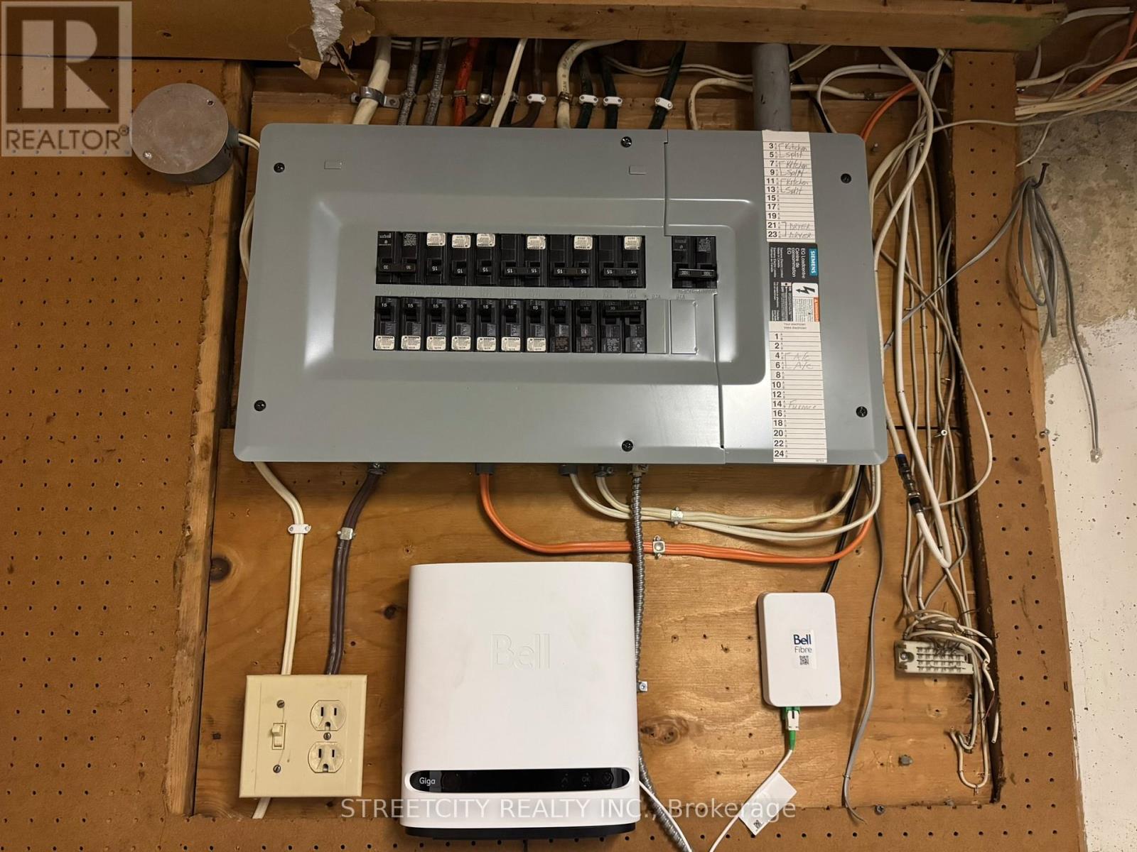 102 Paperbirch Crescent, London North, Ontario  N6G 1L7 - Photo 28 - X13046766