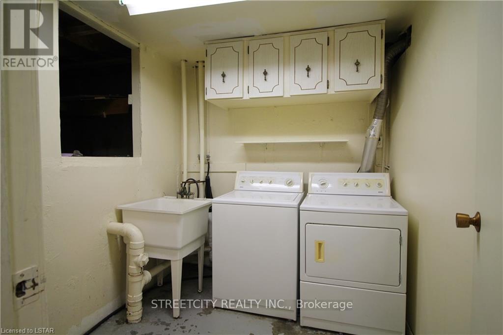 102 Paperbirch Crescent, London North, Ontario  N6G 1L7 - Photo 29 - X13046766