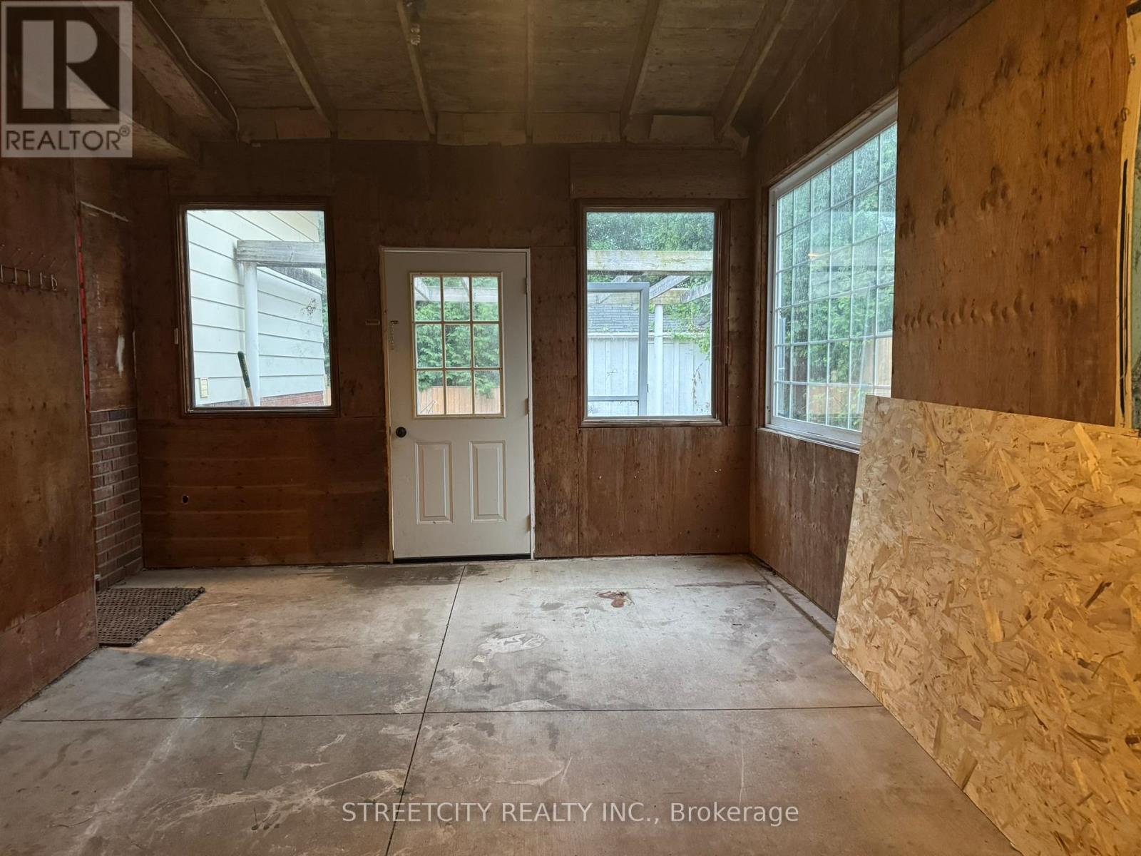 102 Paperbirch Crescent, London North, Ontario  N6G 1L7 - Photo 30 - X13046766