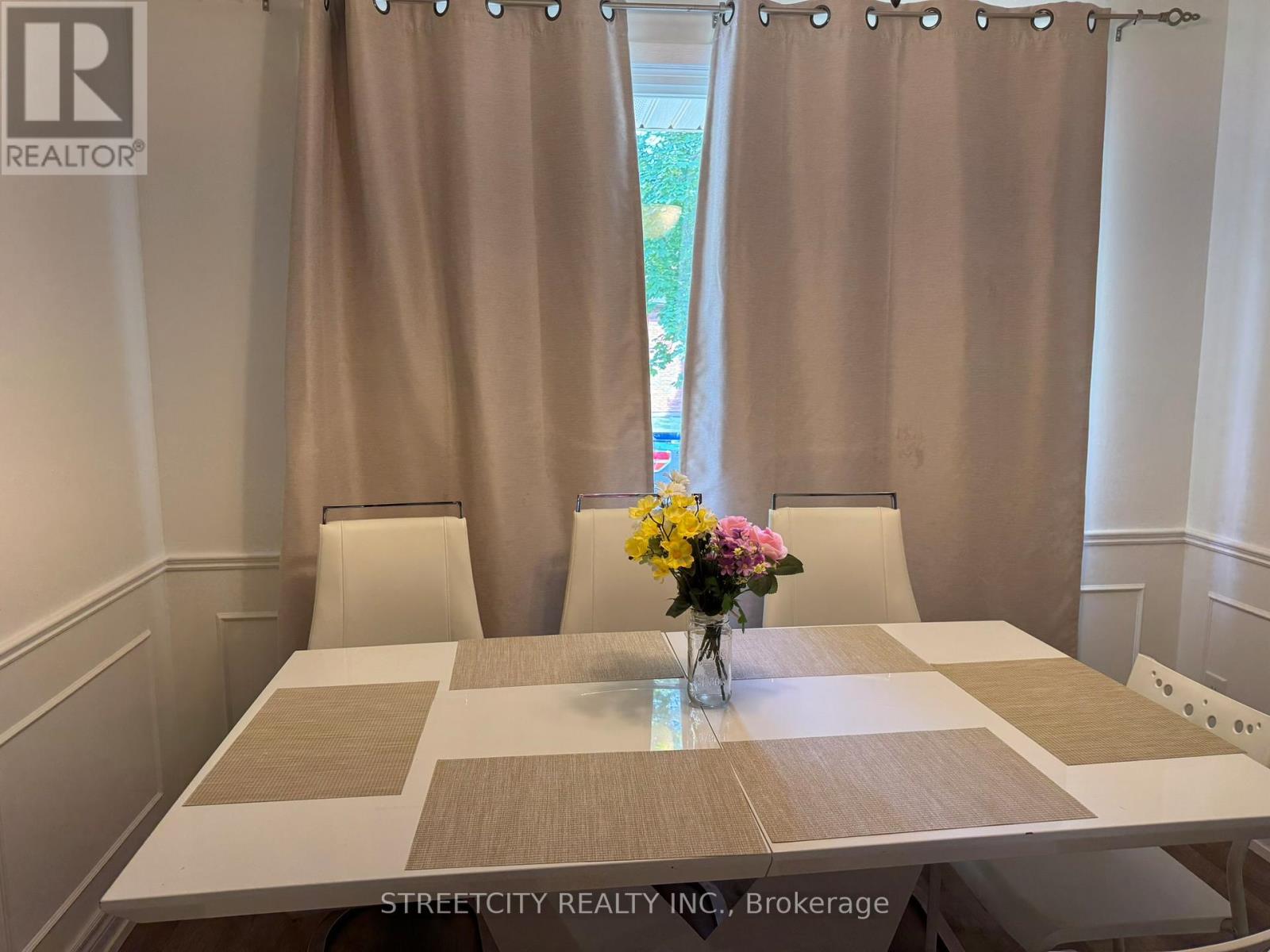 102 Paperbirch Crescent, London North, Ontario  N6G 1L7 - Photo 5 - X13046766