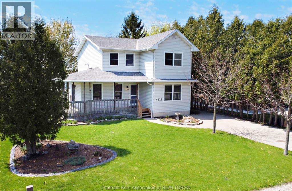 MLS# 26009149: 6121 Emerson AVENUE, Comber, Canada