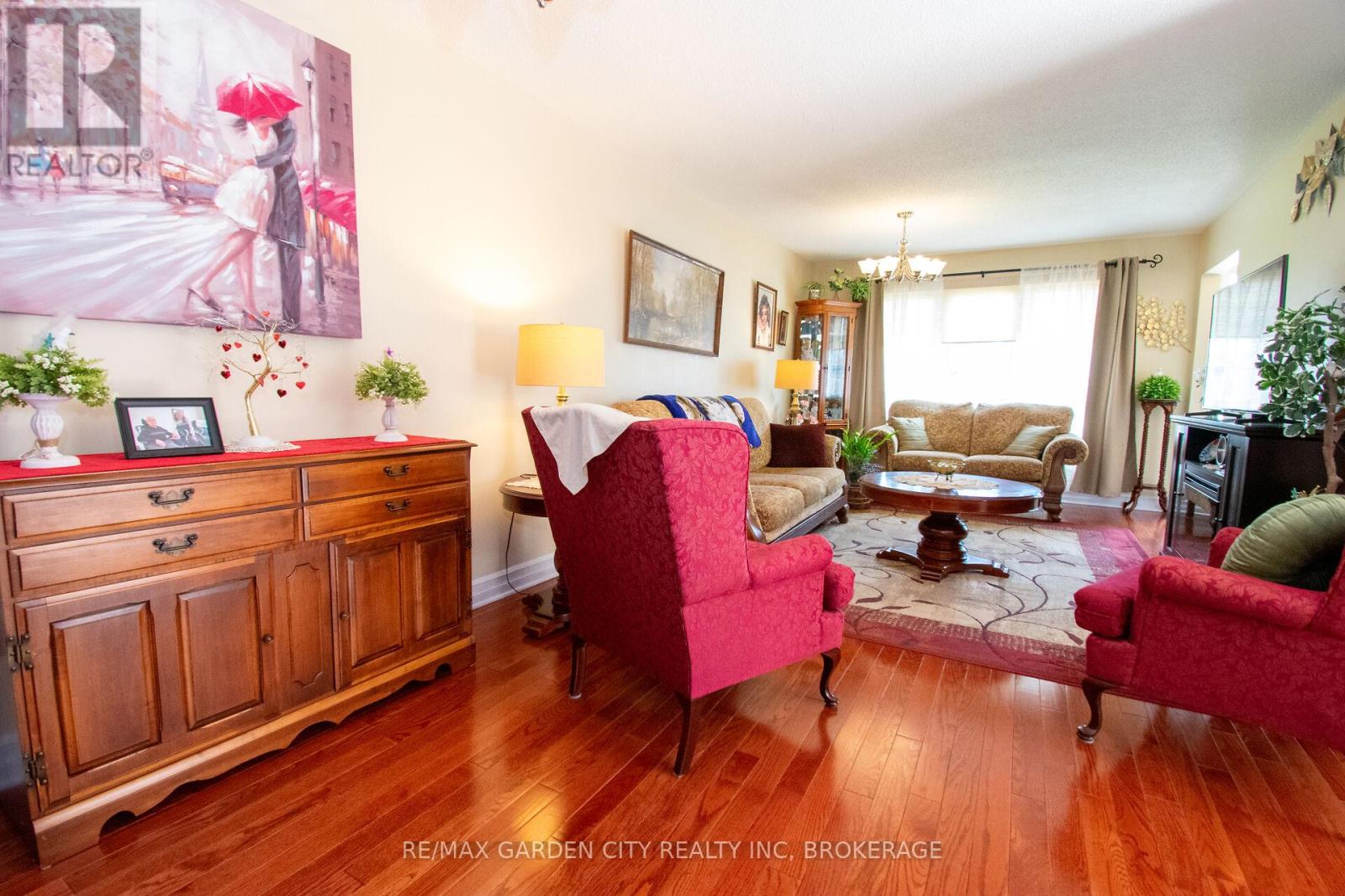 56 Terrace Avenue, Welland, Ontario  L3C 2C4 - Photo 10 - X13046716