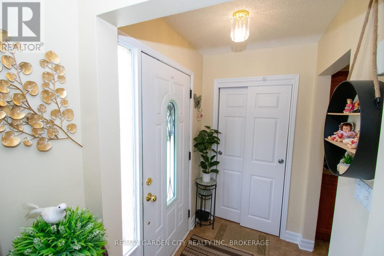 56 Terrace Avenue, Welland, Ontario  L3C 2C4 - Photo 5 - X13046716