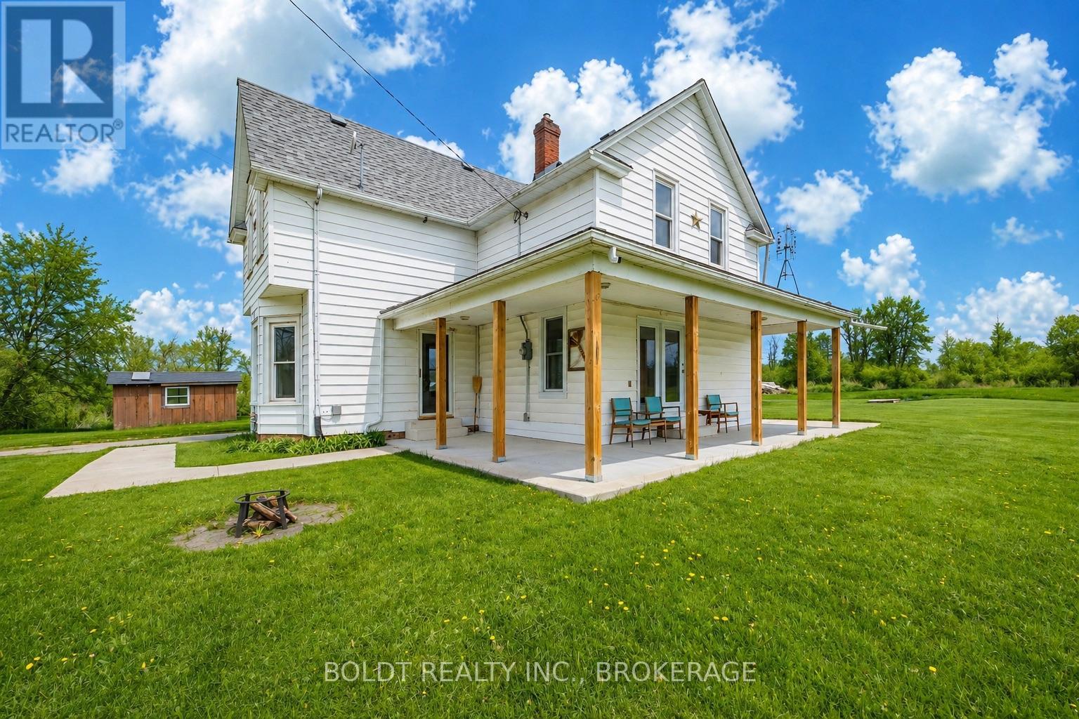 9694 Willoughby Drive, Niagara Falls, Ontario  L2G 0X1 - Photo 2 - X13046760