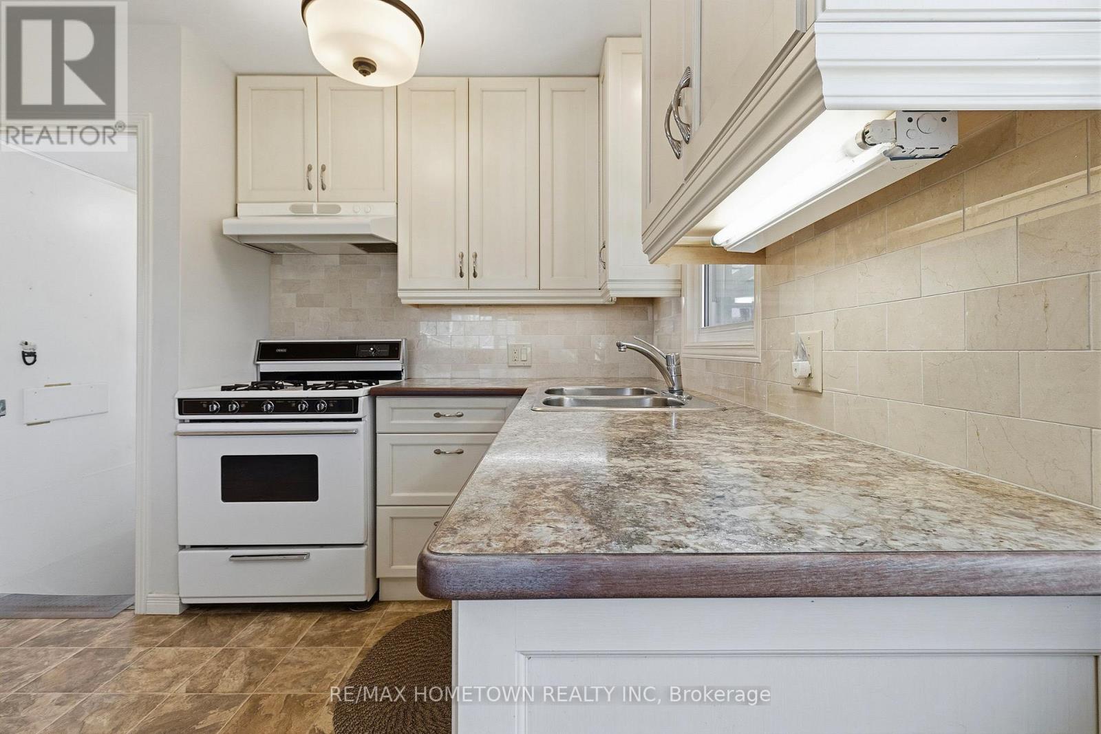 47 Bisley Crescent, Brockville, Ontario  K6V 2T9 - Photo 13 - X13046732