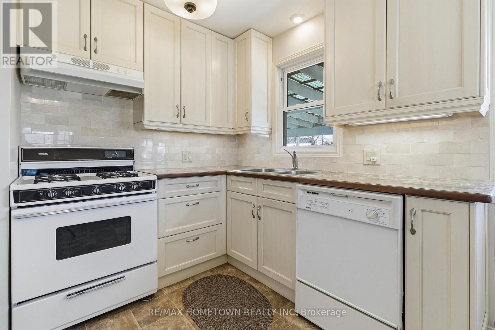 47 Bisley Crescent, Brockville, Ontario  K6V 2T9 - Photo 14 - X13046732