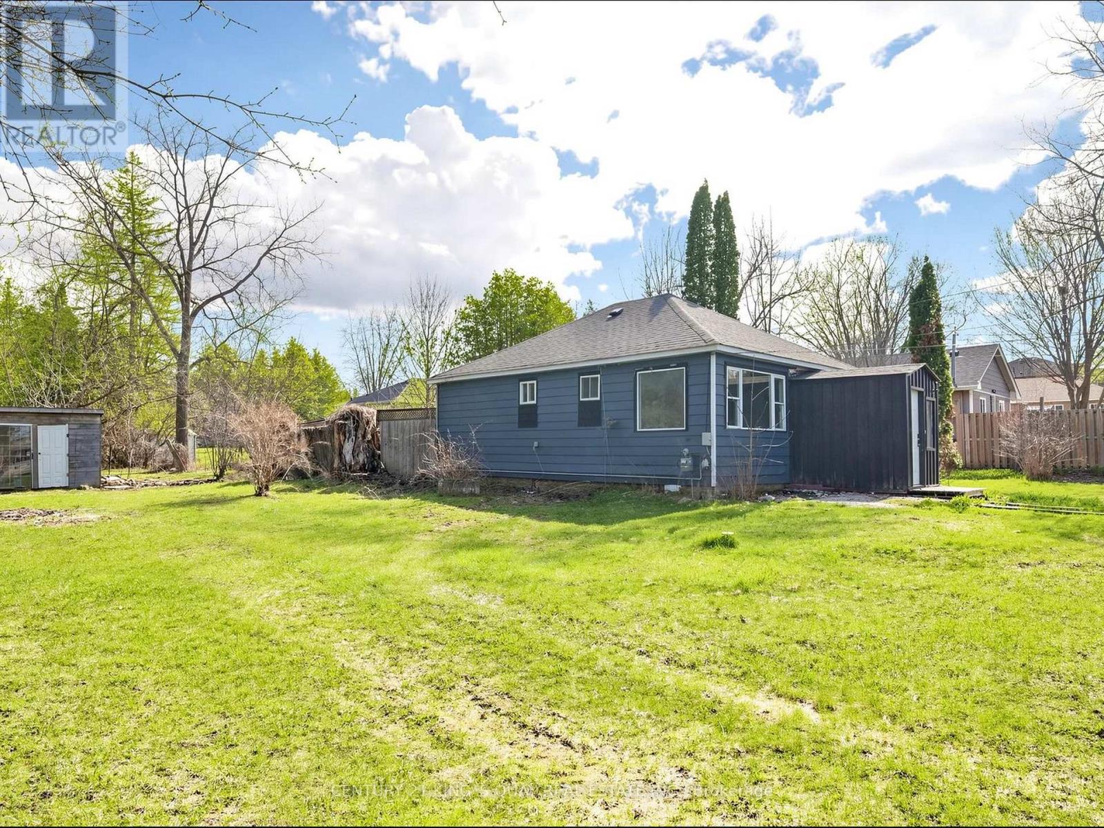 1975 METRO ROAD N, Georgina, Ontario