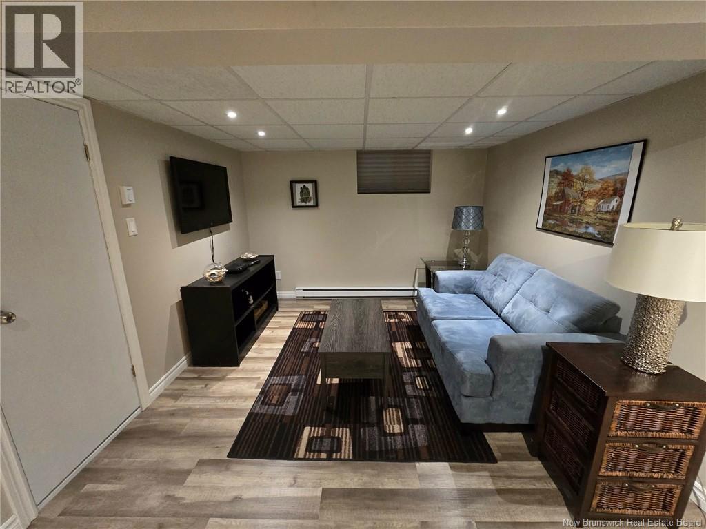81 Principale, Pointe-Verte, New Brunswick  E8J 2W2 - Photo 48 - NB137235