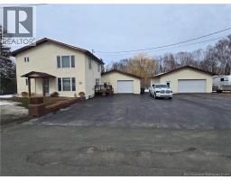 81 Principale, Pointe-Verte, New Brunswick