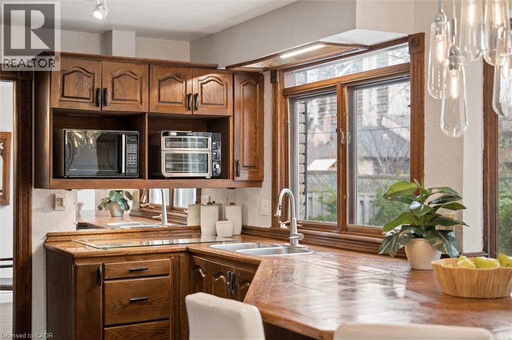 12 Burnhamill Place, Etobicoke, Ontario  M9C 3S4 - Photo 13 - 40824329