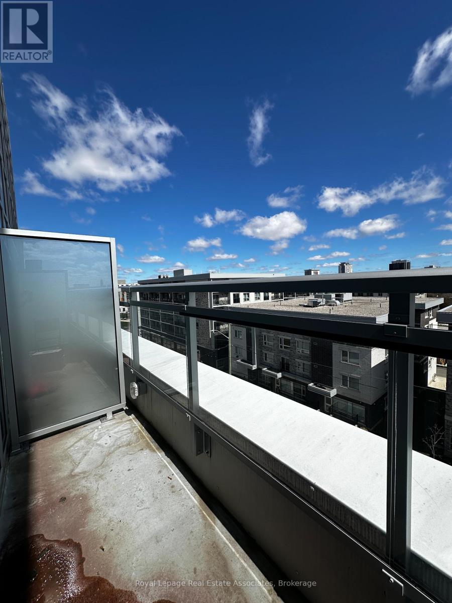 504 - 257 Hemlock Street, Waterloo, Ontario  N2L 3R4 - Photo 13 - X12984076