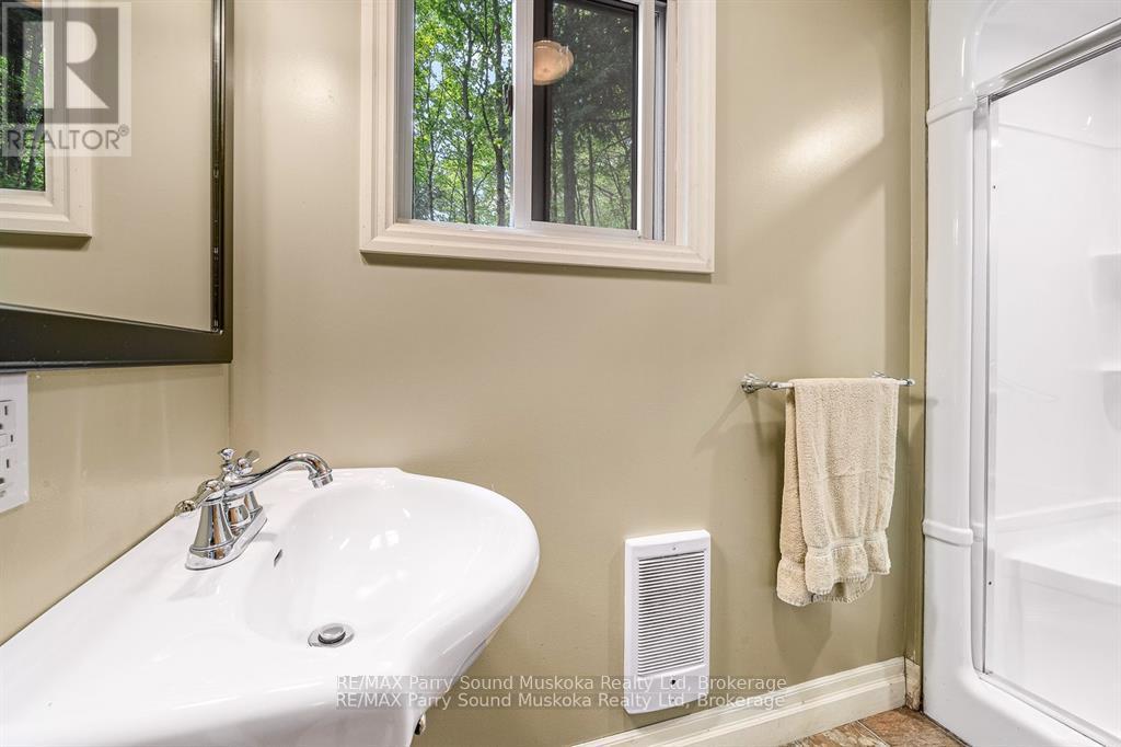 40 Jack And Verna's Lane, Magnetawan (Spence), Ontario  P0A 1P0 - Photo 48 - X13046784