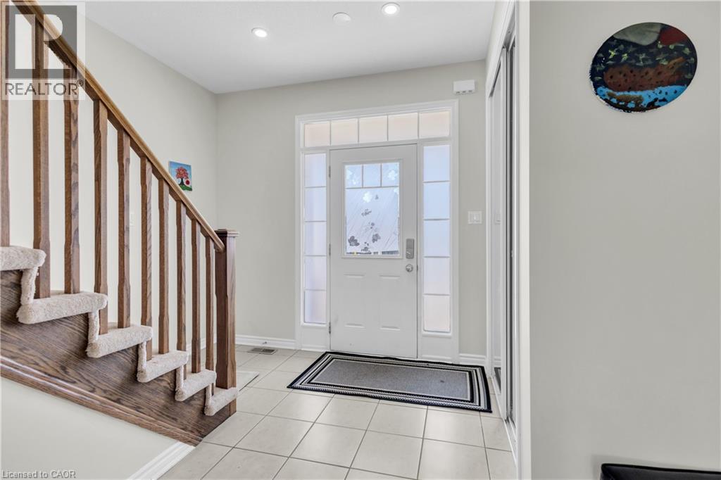 661 Doon South Drive, Kitchener, Ontario  N2P 0H5 - Photo 3 - 40823681